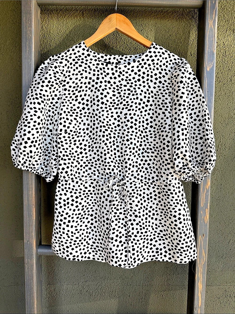 NEW! Alfani Coral Tides Geometric Peplum Blouse in Black & White Size Small